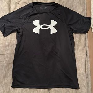 Boys Under Armour T-shirt